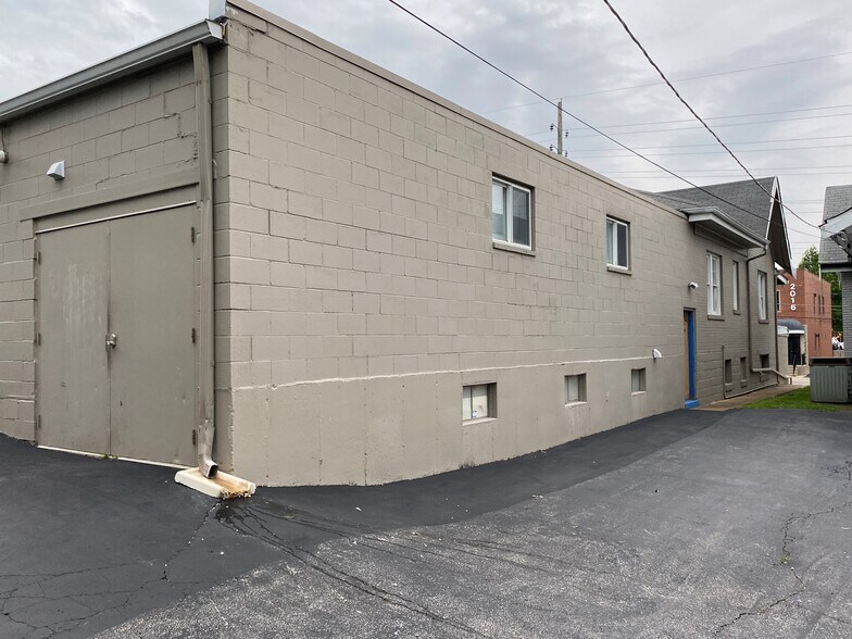2015 S Big Bend Blvd, Saint Louis, MO à louer - Photo du bâtiment - Image 3 de 5