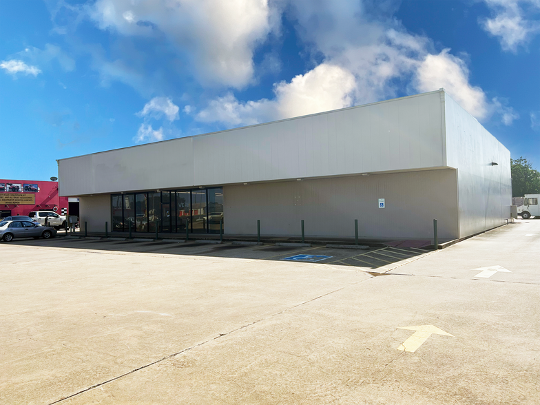 7850 Highway 6 S, Houston, TX for lease - Building Photo - Image 3 of 6