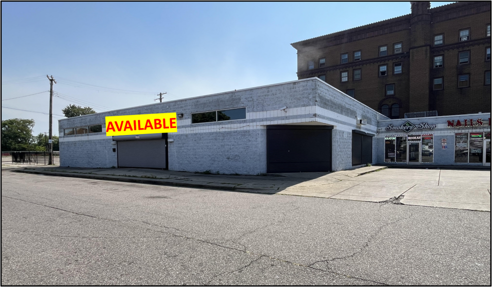 13222-13234 Woodward Ave, Highland Park, MI for lease - Building Photo - Image 2 of 6