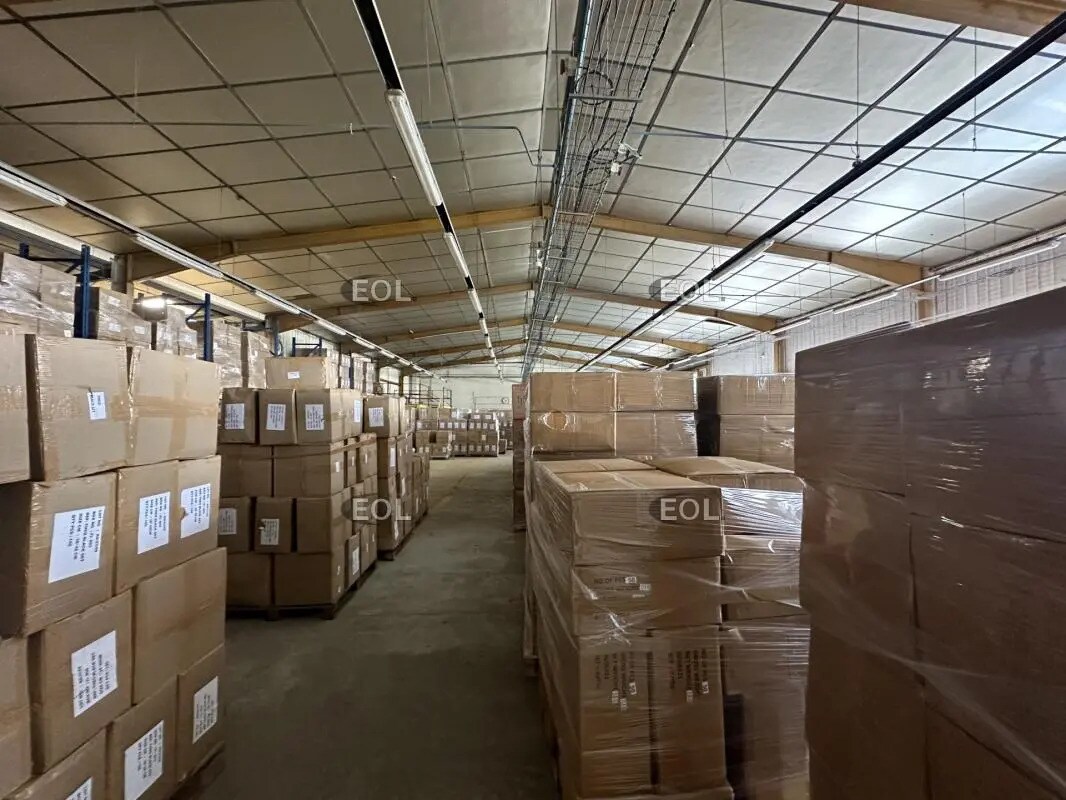 Industrial in Meaux for lease Interior Photo- Image 1 of 9