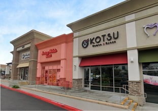 9303-9407 Central Ave, Montclair, CA à louer Photo du bâtiment- Image 1 de 2