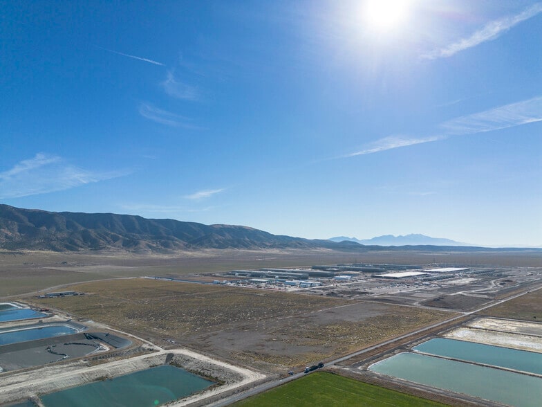 1900 Piper ln, Eagle Mountain, UT for sale - Primary Photo - Image 1 of 5