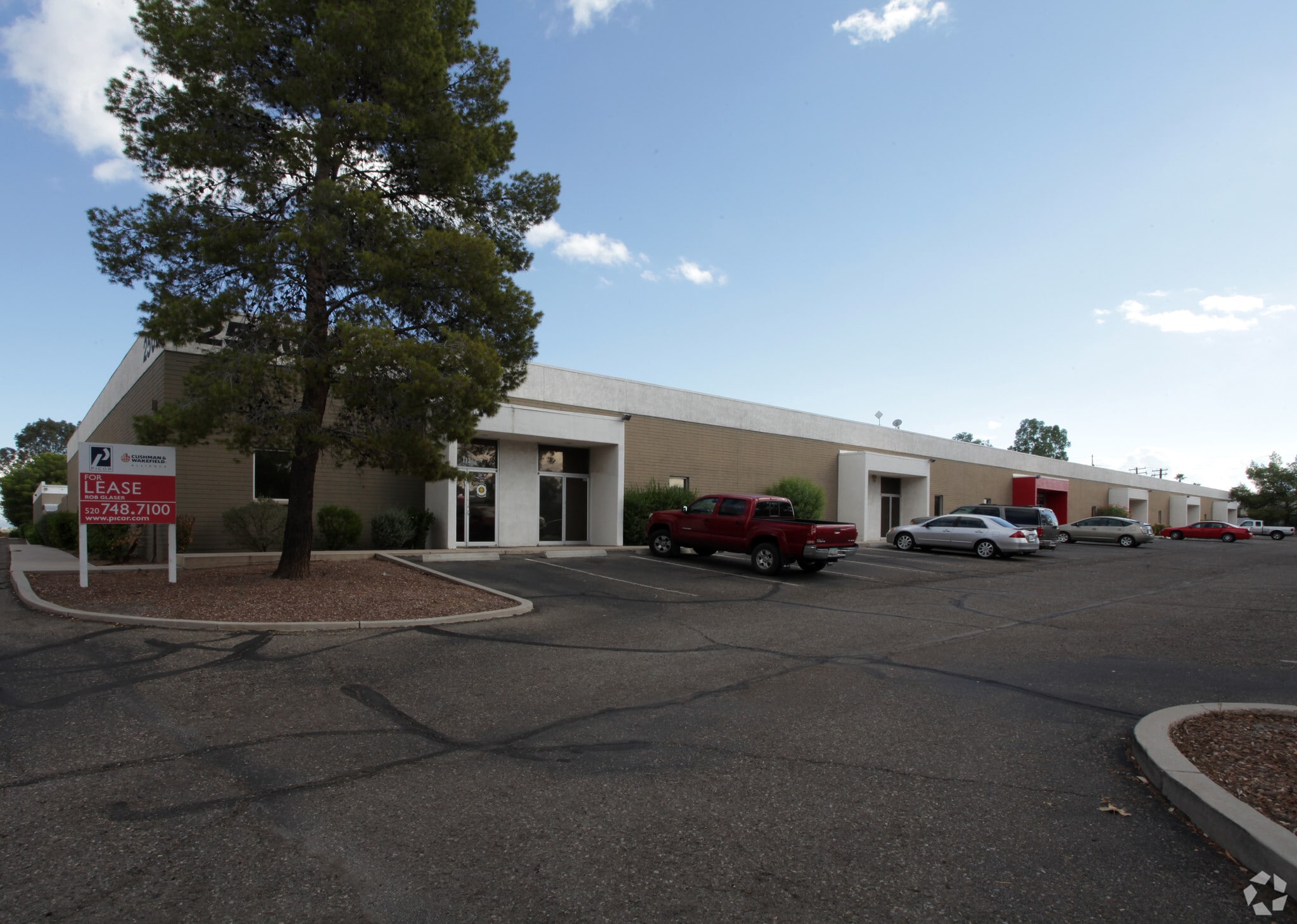 2500 N Coyote Dr, Tucson, AZ for lease Primary Photo- Image 1 of 15