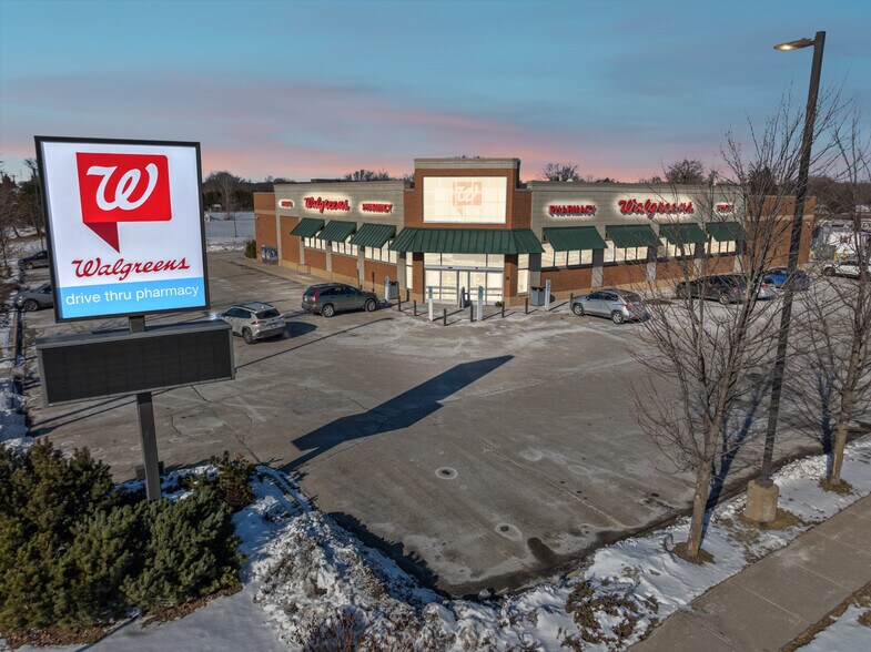 N 168 W 21330 Main St, Jackson, WI à vendre - Photo principale - Image 1 de 10