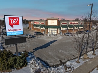 Plus de détails pour N 168 W 21330 Main St, Jackson, WI - Commerce de détail à vendre