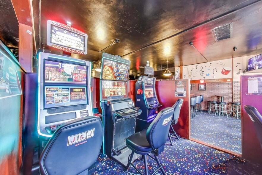 1715 W Roosevelt Rd, Broadview, IL à louer - Photo du bâtiment - Image 2 de 28