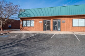 6128 Brookshire Blvd, Charlotte, NC for lease Building Photo- Image 1 of 34