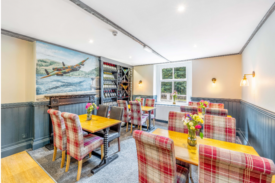 A57, Bamford for lease - Interior Photo - Image 2 of 2