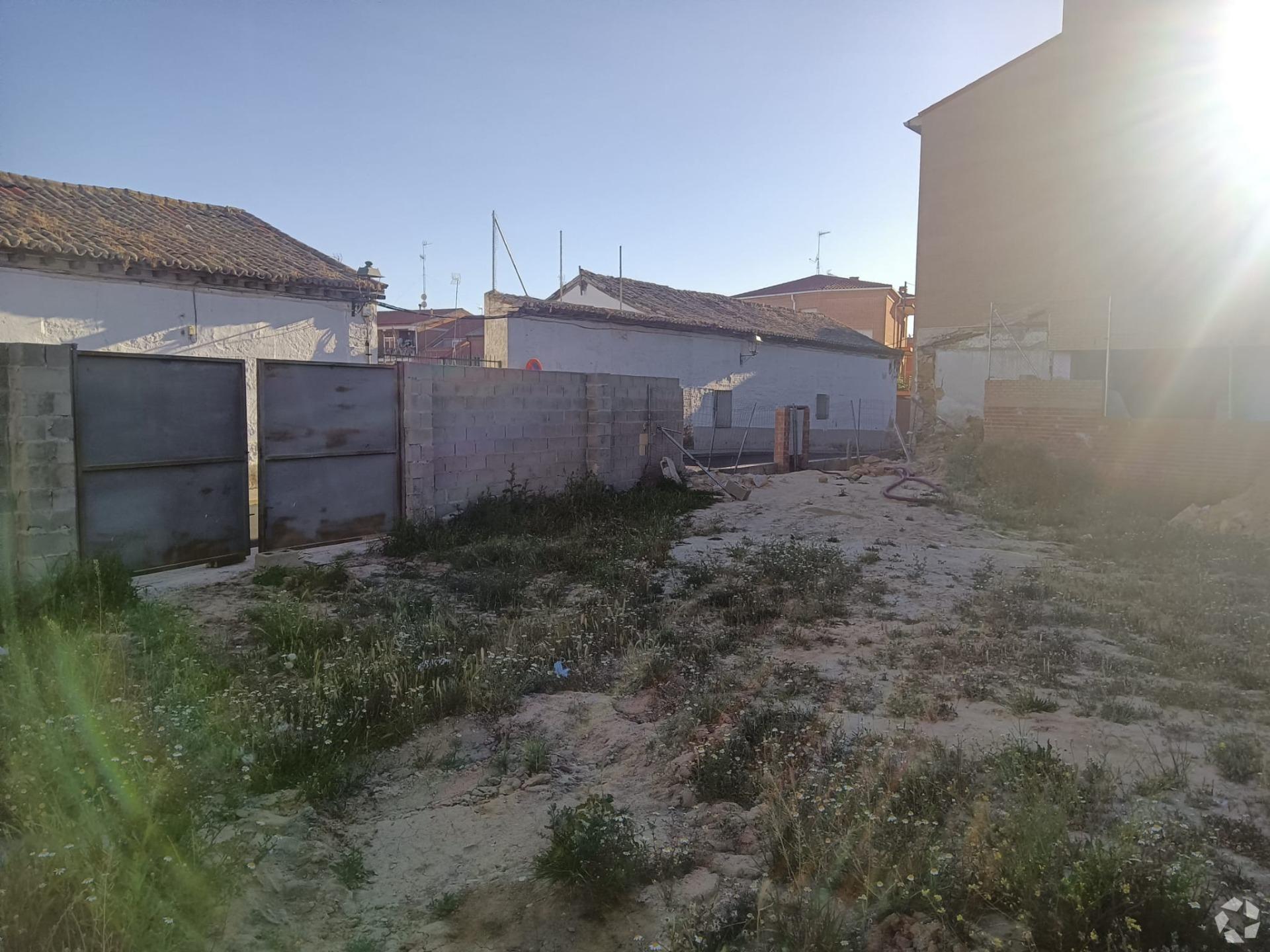 Land in Moraleja de Enmedio, Madrid for sale Primary Photo- Image 1 of 8