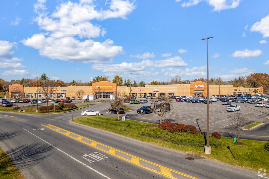 3064-3066 Route 50, Saratoga Springs, NY for lease - Primary Photo - Image 2 of 9
