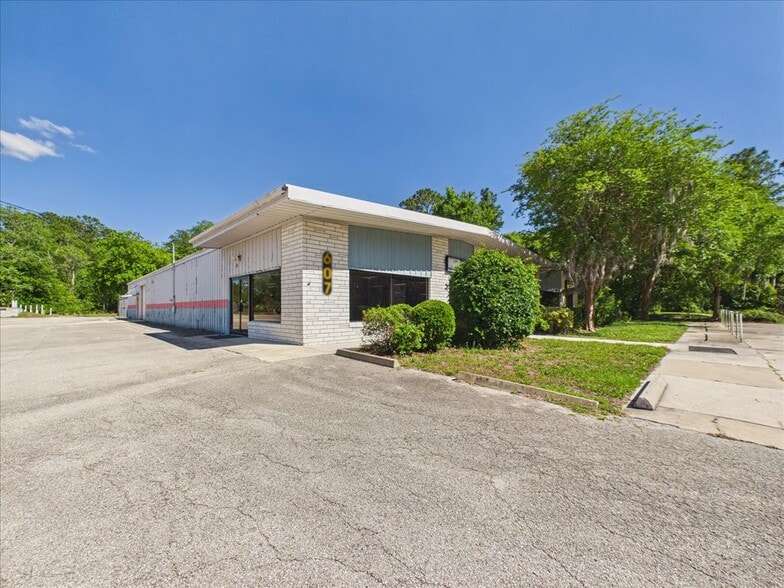 607 Palm Ave, Palatka, FL à vendre - Photo du bâtiment - Image 3 de 49
