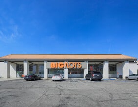 14301-14379 Clark Ave, Bellflower, CA à louer Photo du bâtiment- Image 2 de 3