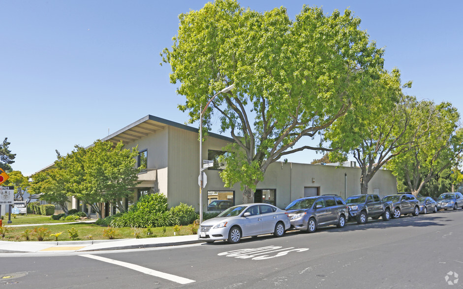 821 San Antonio Rd, Palo Alto, CA for sale - Primary Photo - Image 1 of 13