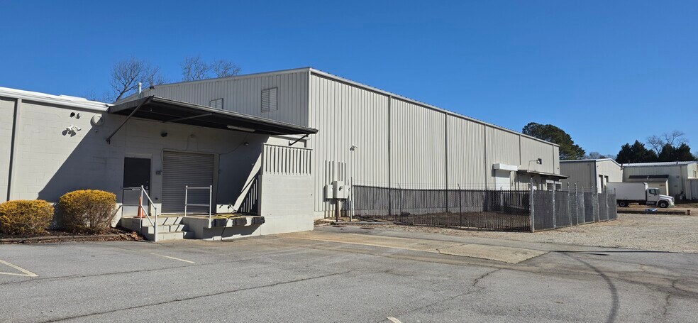 215-219 Lovvorn Rd, Carrollton, GA à vendre - Photo du bâtiment - Image 2 de 30