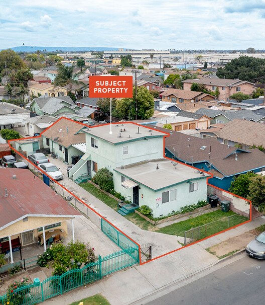 1166 E 64th St, Los Angeles, CA à vendre Photo principale- Image 1 de 1