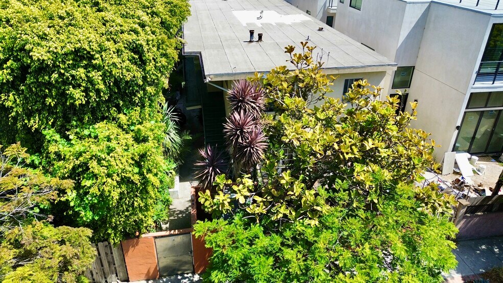 512 Westminster Ave, Venice, CA à vendre - Photo du bâtiment - Image 2 de 6