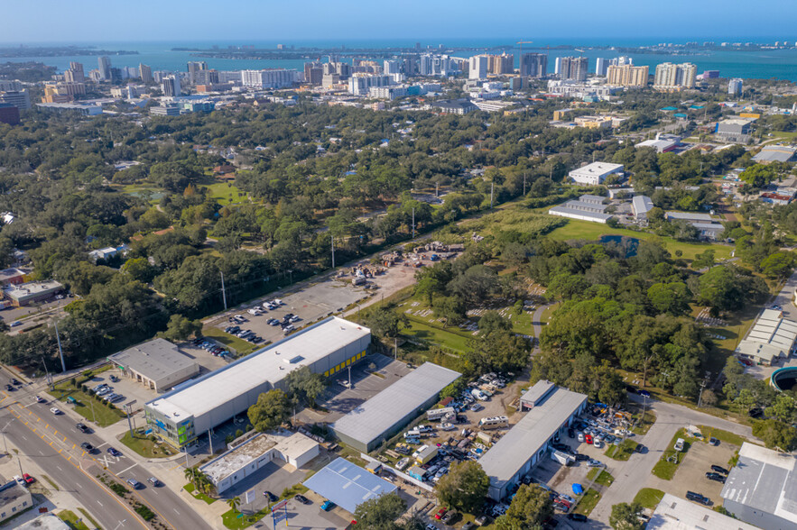 N Washington Blvd, Sarasota, FL for sale - Building Photo - Image 3 of 13