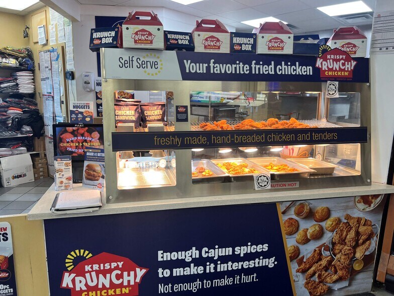 391 W A St, Hayward, CA à louer - Photo du bâtiment - Image 3 de 21