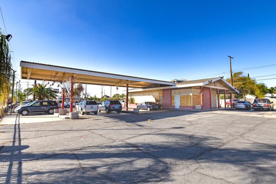 847 E Valley Blvd, Colton, CA à louer - Photo du bâtiment - Image 2 de 5