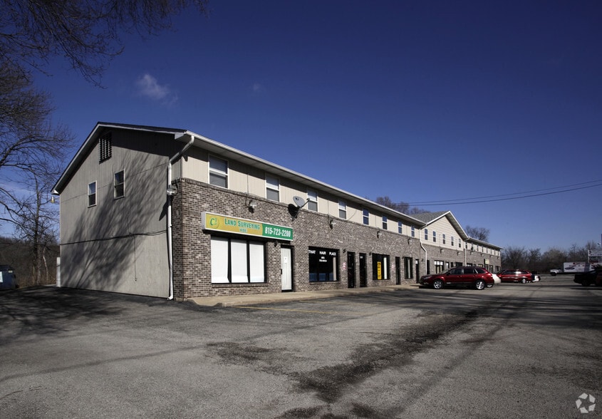 2603 E Cass St, Joliet, IL for lease - Building Photo - Image 3 of 5