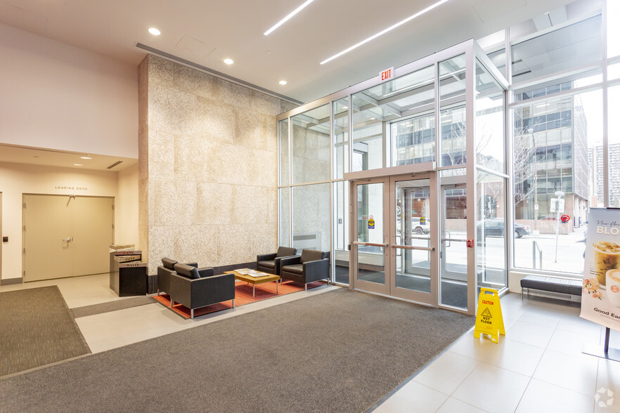 1221 8th St SW, Calgary, AB for lease - Lobby - Image 2 of 8