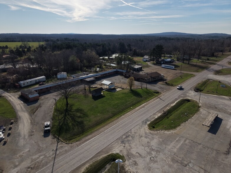 6795 Business Highway 67, Fredericktown, MO à vendre - Photo du bâtiment - Image 2 de 20