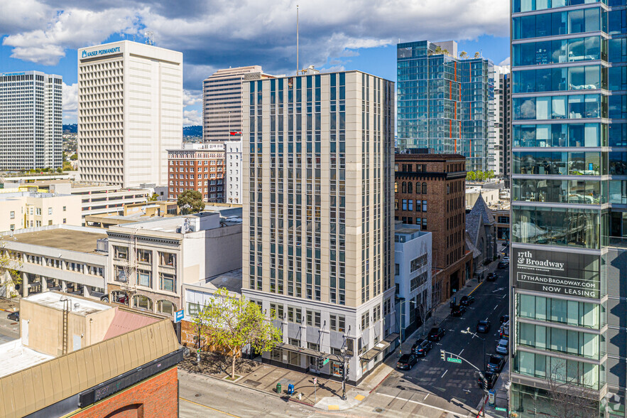 1700 Broadway, Oakland, CA à vendre - Photo du bâtiment - Image 1 de 1