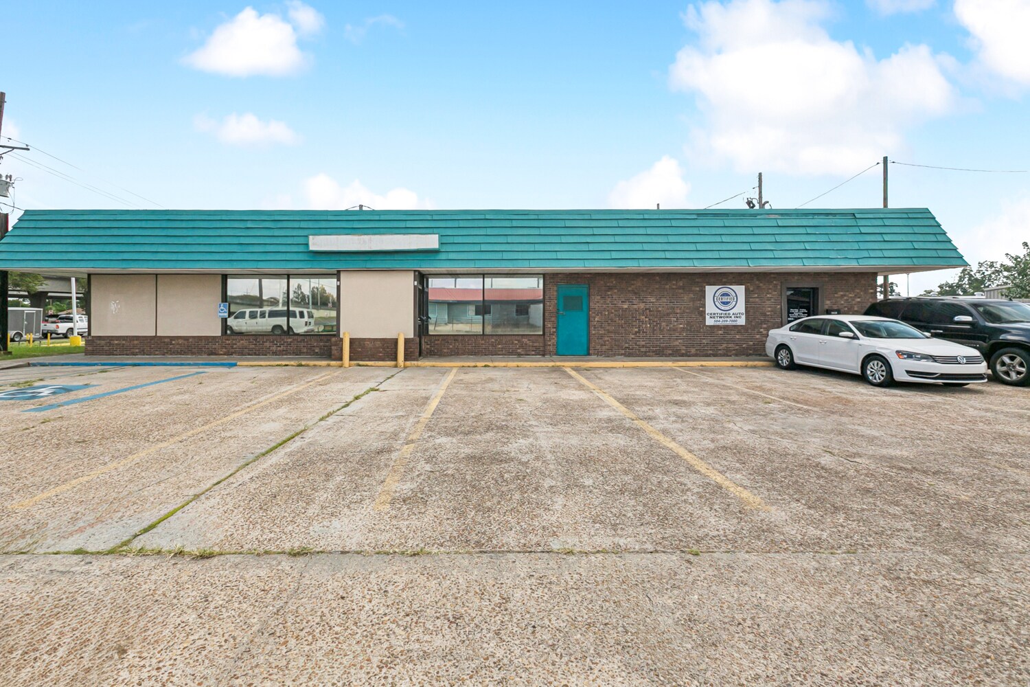 6241 Westbank Expy, Marrero, LA for sale Building Photo- Image 1 of 17