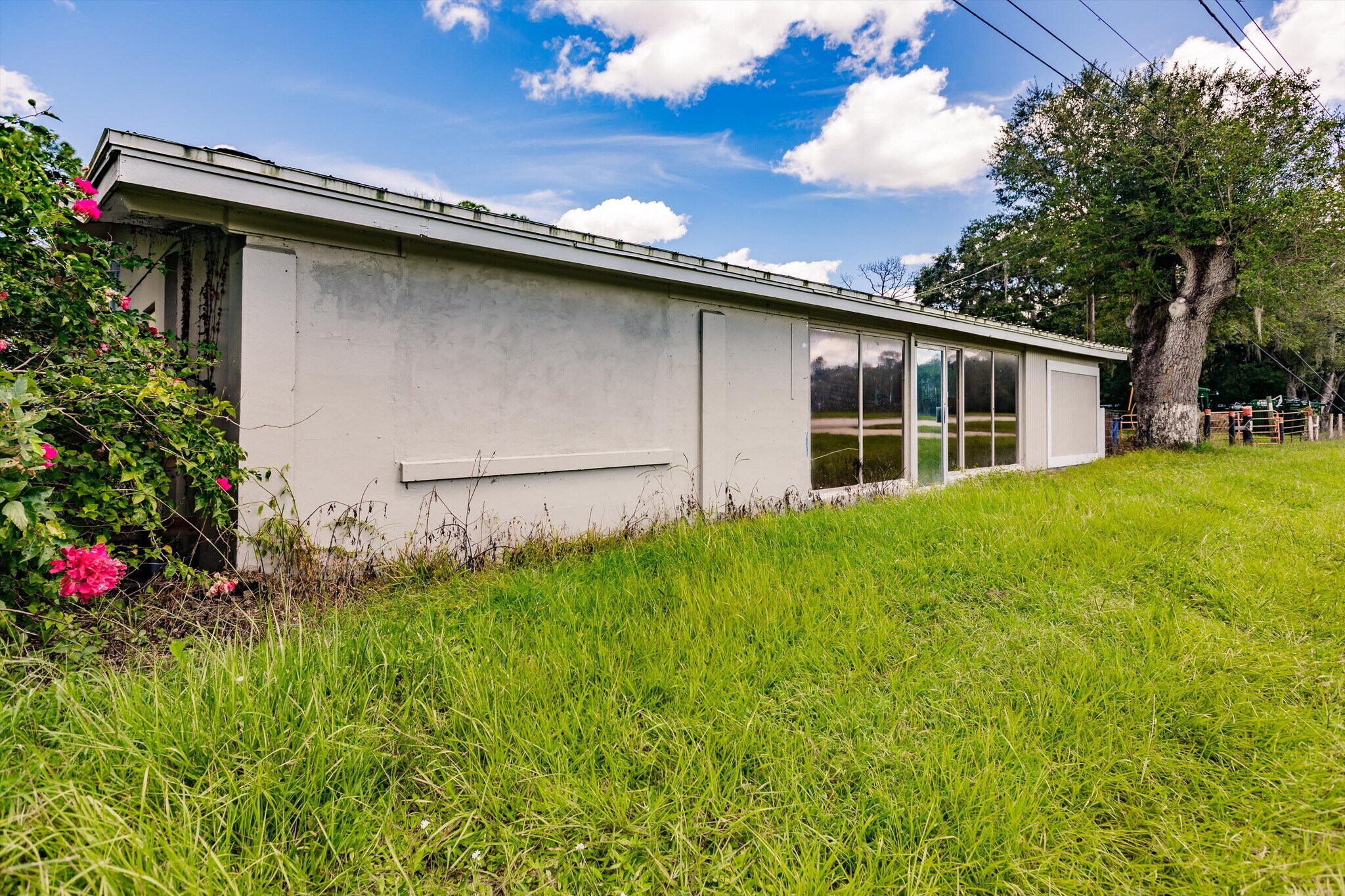 19431 Palm Beach Blvd, Alva, FL à louer Photo du bâtiment- Image 1 de 46