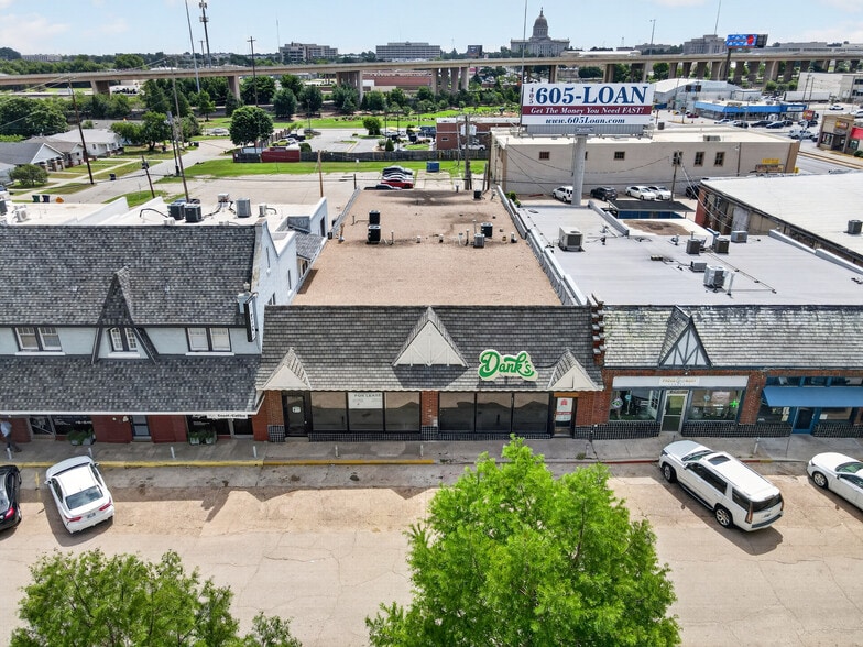 2412-2414 N Robinson Ave, Oklahoma City, OK à vendre - Photo du bâtiment - Image 2 de 44