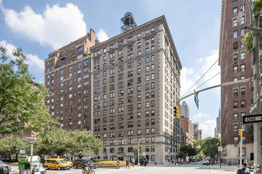 1085 Park Ave, New York, NY à vendre - Photo principale - Image 1 de 1