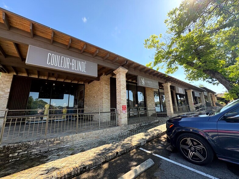 5800 Broadway St, San Antonio, TX à louer - Photo du bâtiment - Image 3 de 12