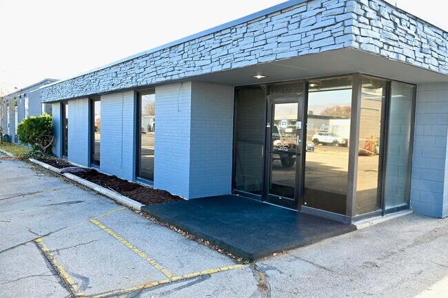 Plus de détails pour 155 W 2950 S, Salt Lake City, UT - Local d'activités à louer