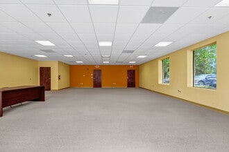 2572 W State Road 426, Oviedo, FL for lease Interior Photo- Image 2 of 7