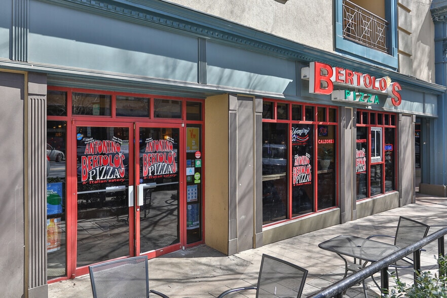 200 N Main St, Greenville, SC for lease - Building Photo - Image 3 of 44