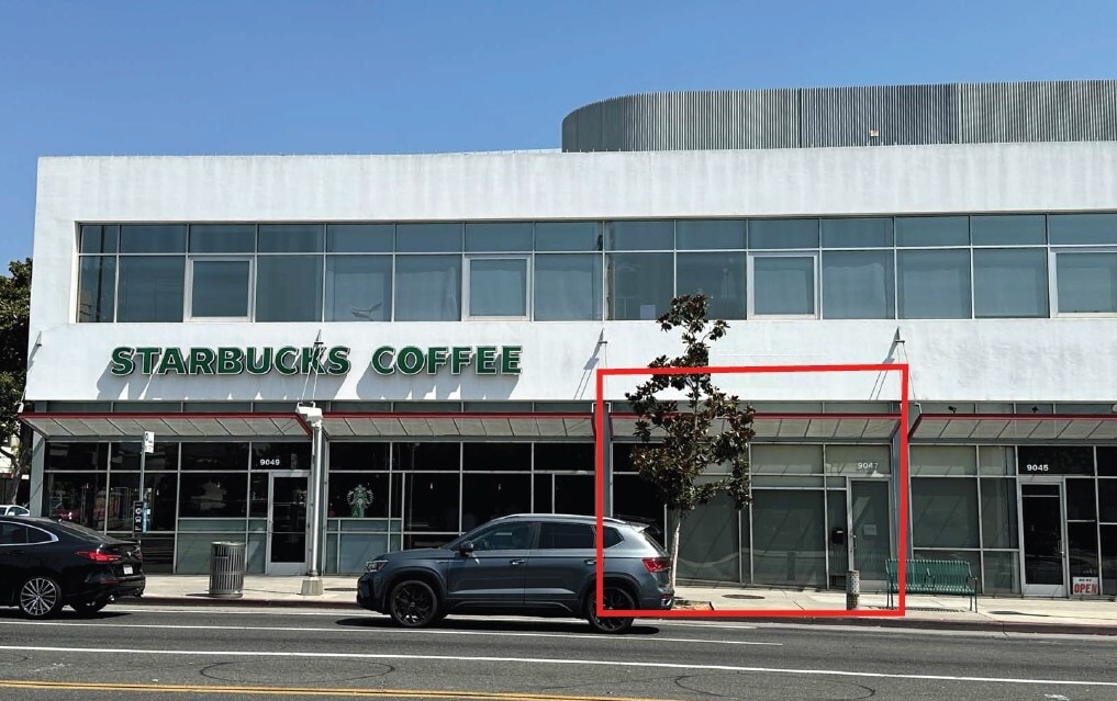 370 S Doheny Dr, Beverly Hills, CA for lease Interior Photo- Image 1 of 1