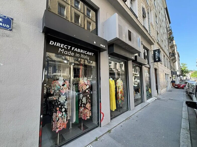 Retail in Lyon for lease - Building Photo - Image 3 of 5