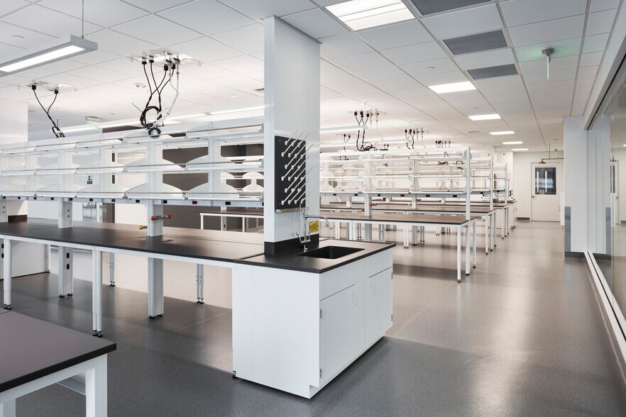 1930 Boren Ave, Seattle, WA à louer - Photo intérieure - Image 2 de 9