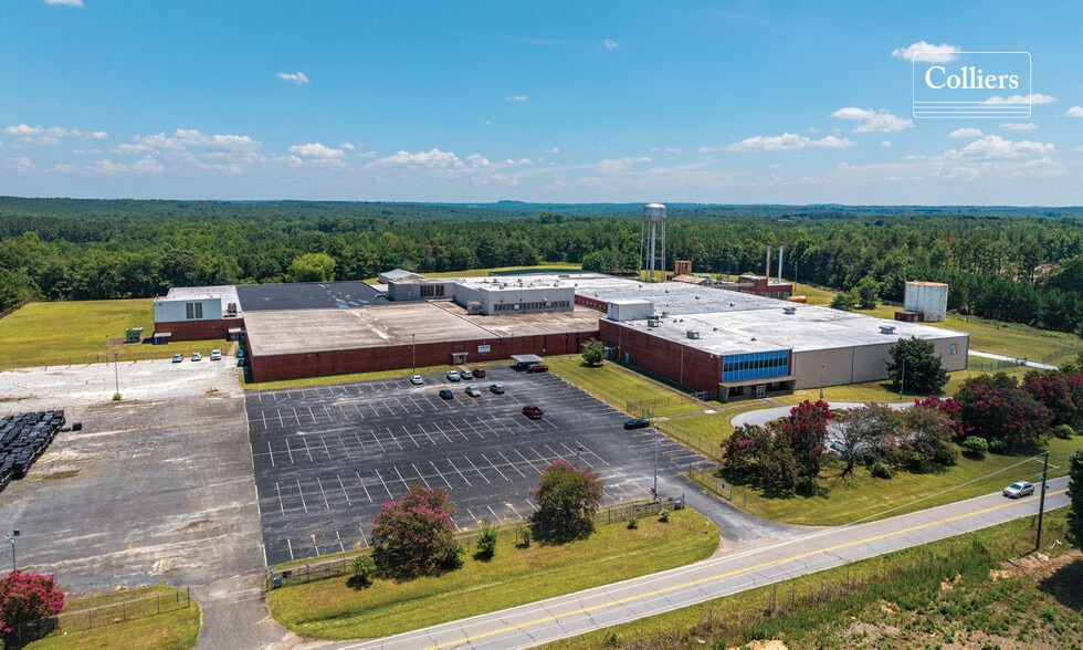 300 Landrum Mill Rd, Landrum, SC for sale - Building Photo - Image 2 of 11