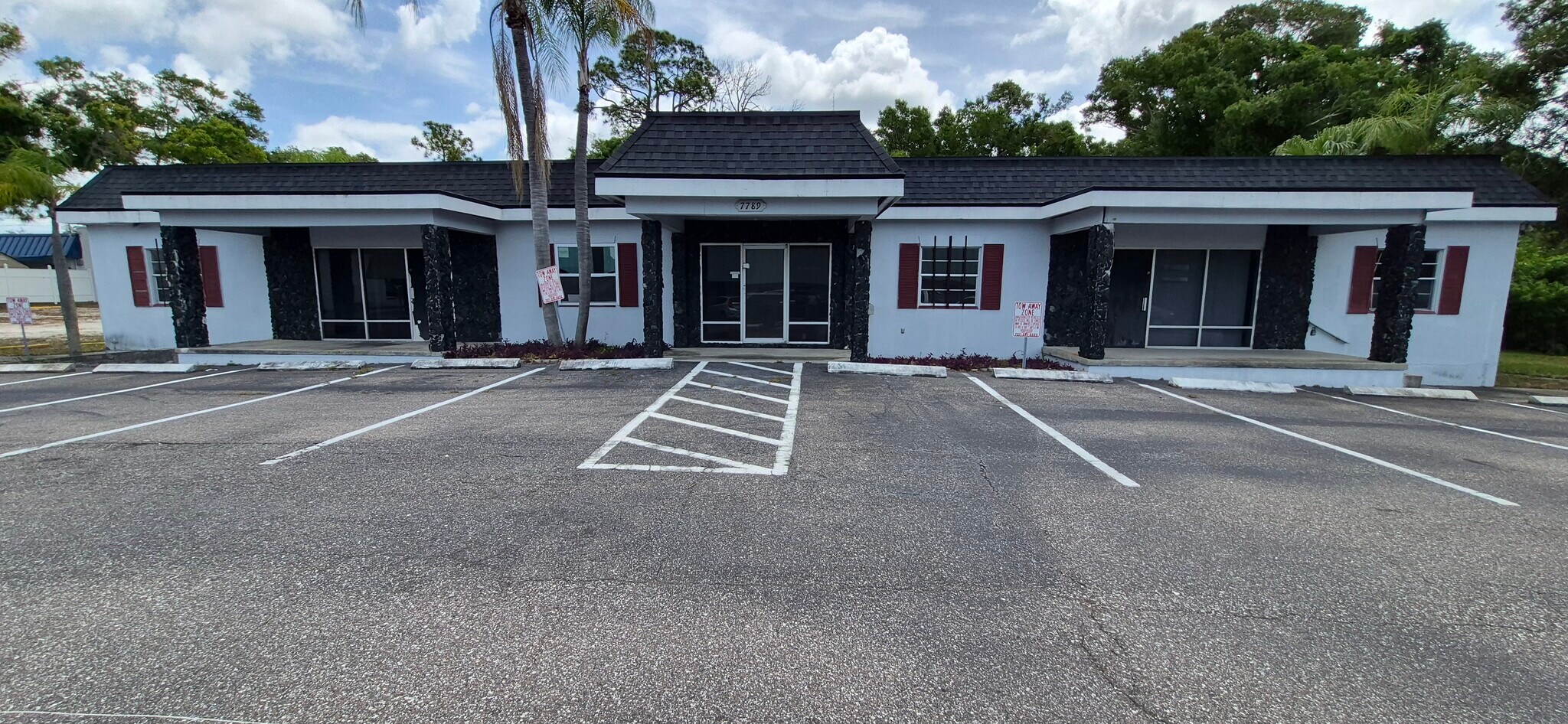 7789 131st St, Seminole, FL à vendre Photo du bâtiment- Image 1 de 46