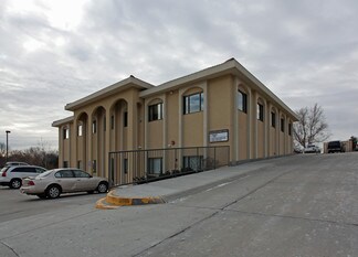 More details for 8650 Candlelight Ln, Lenexa, KS - Office for Sale