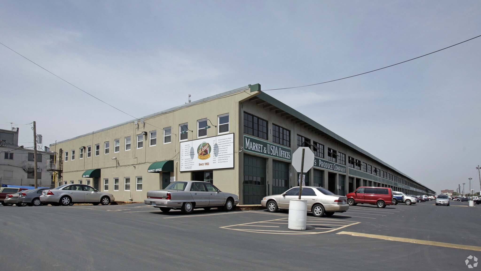 1-97 N Produce Row, Saint Louis, MO à louer Photo du bâtiment- Image 1 de 8