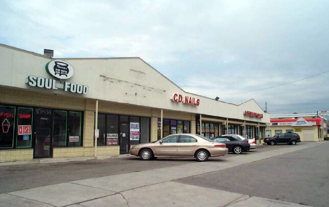 20449-20481 Schaefer Hwy, Detroit, MI à louer - Photo du bâtiment - Image 2 de 14