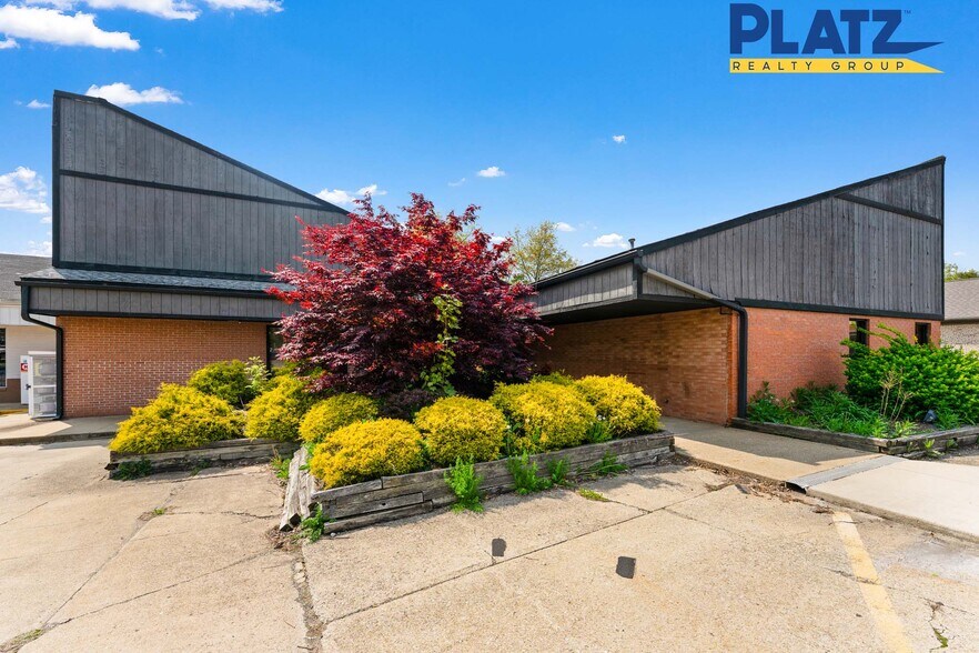 319 N Main St, Columbiana, OH à vendre - Photo du bâtiment - Image 3 de 9