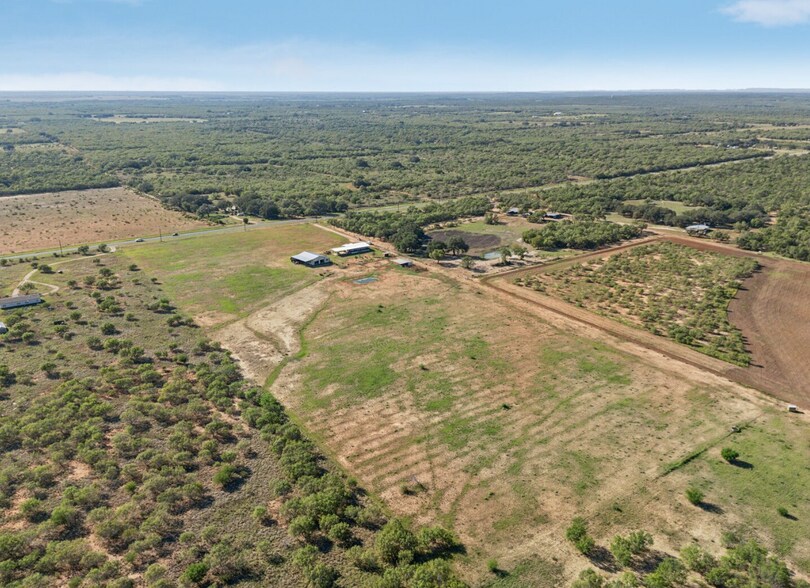 9009 FM 462 S, Hondo, TX for sale - Building Photo - Image 3 of 33