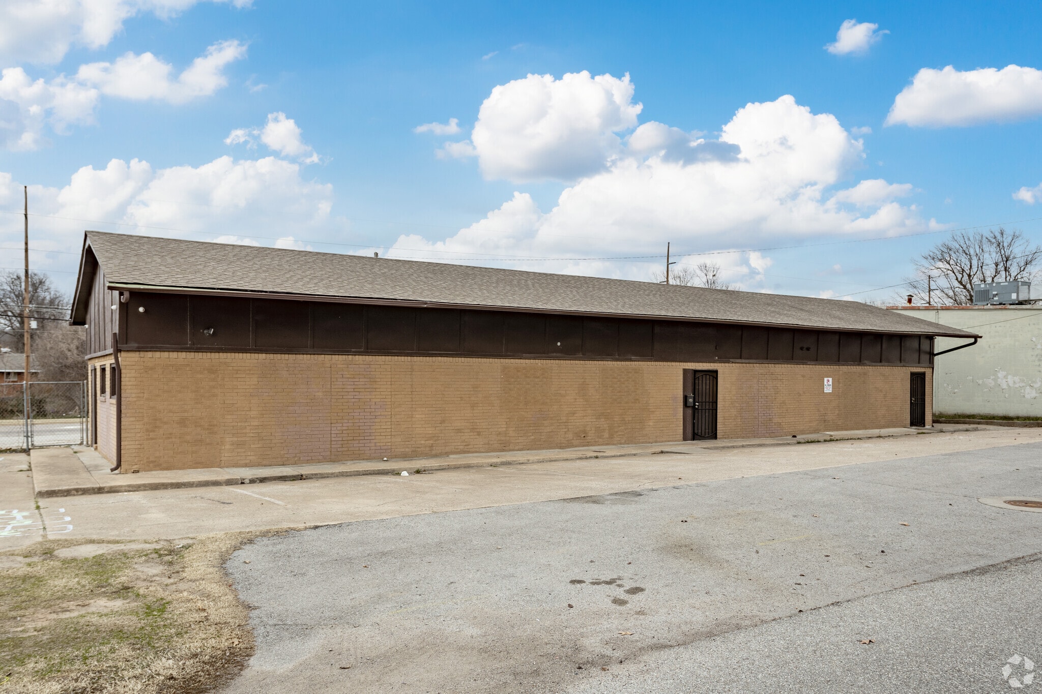 551 N 28th West Ave, Tulsa, OK for lease Primary Photo- Image 1 of 3