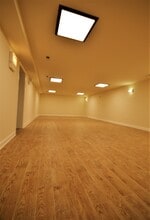 3355 N Clark St, Chicago, IL for lease Interior Photo- Image 2 of 4