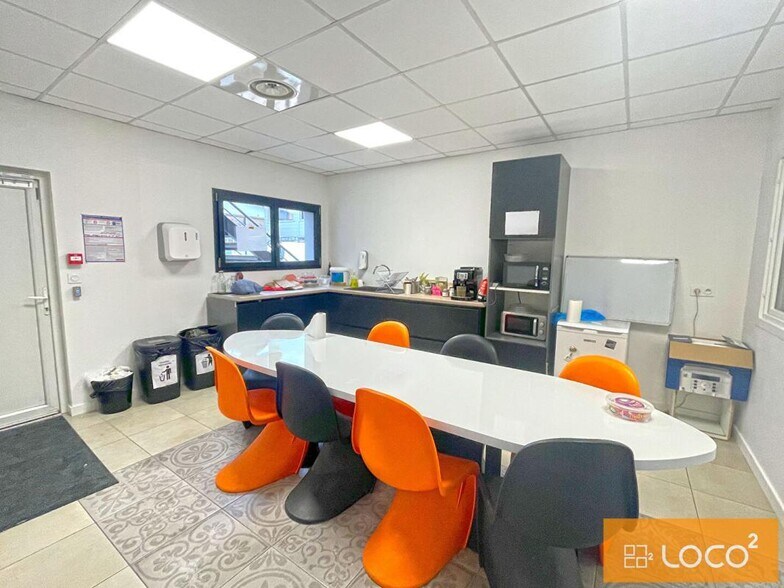 15 Avenue Larrieu Thibaud, Toulouse à louer - Photo du bâtiment - Image 3 de 9