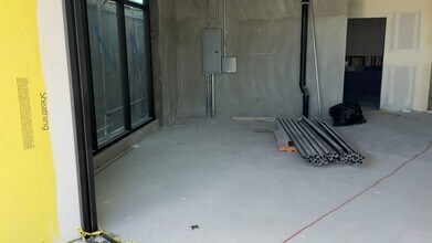 3827-3839 W Washington Blvd, Los Angeles, CA à louer - Vidéo sur l’inscription commerciale 