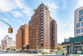 Plus de détails pour 201-203 E 83rd St, New York, NY - Commerce de détail à louer